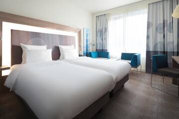 Стандартный двухместный номер с 2 отдельными кроватями в Отеле Novotel Almaty City Center